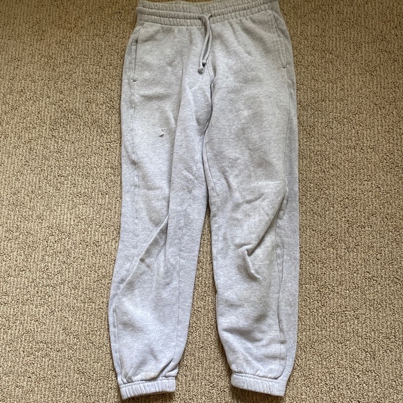 TNA Aritzia Grey Sweatpants - Picture 1 of 7